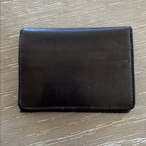 Wilson The Leather Experts Men’s Black Wallet Accessory Sleek Minimalist Casual